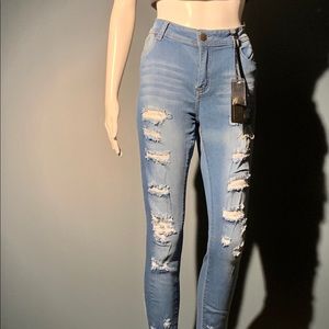 Light blue jeans 👖 with Distress